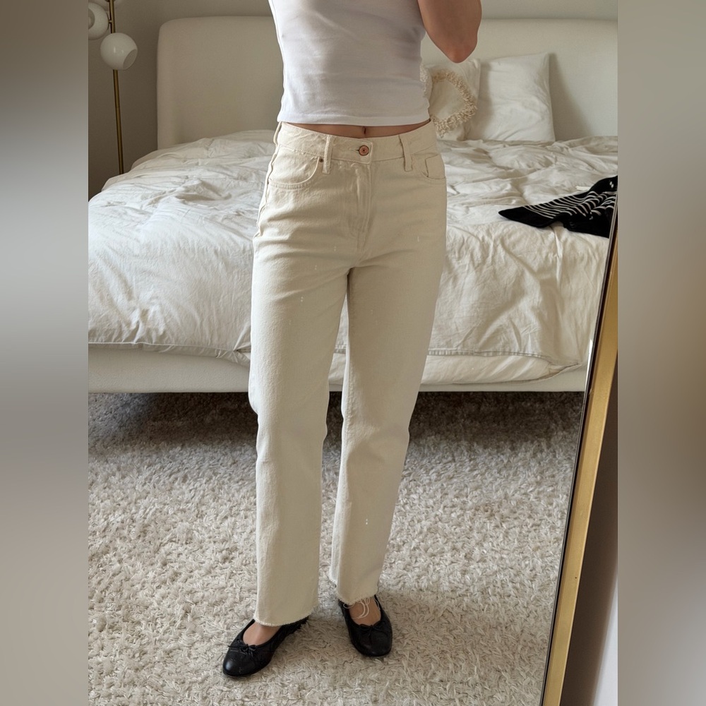 Zara Straight-Leg High-Rise Jeans in Cream